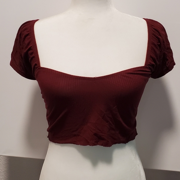 Crop top - Picture 3 of 3